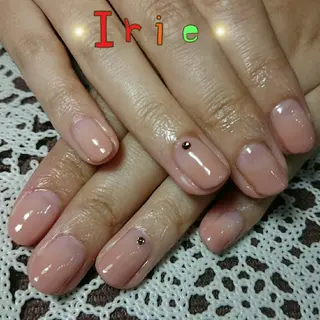 カラー パーマ ヘアアレンジ メンズ キッズ ネイル 與儀 知佳のネイルデザイン