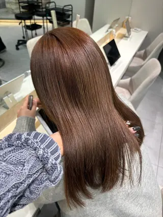 カラー あいり／艶髪 、透明感カラー🩶のヘアスタイル