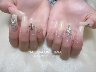 ネイル ネイルサロン ルミア Lumia 店長のネイルデザイン