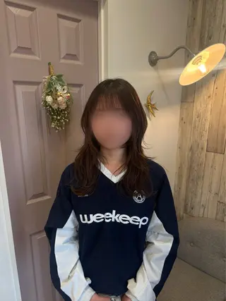 セミロング 上村 七海のヘアスタイル