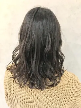 ロング カラー ︎︎🧸 ユリ ︎︎🧸のヘアスタイル