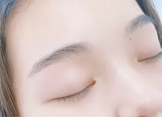 Mia.Rosa naokoの眉毛・アイブロウイメージ