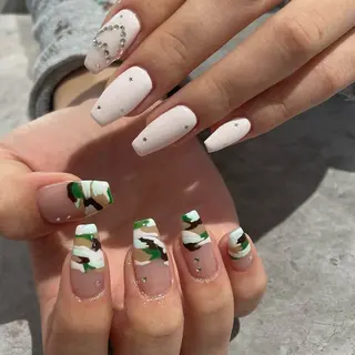 ネイル IROHA NAIL Kurumi🪽🫧のネイルデザイン