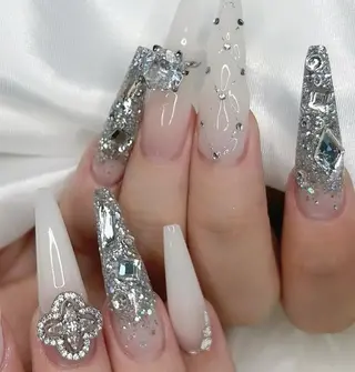 ネイル ネイリストヨ ヨのネイルデザイン