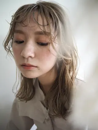 ミディアム カラー 💛🤍U too e’s 鎌倉🧸のヘアスタイル