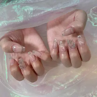 ネイル 🦋ネイルサロン ブラン🌈ゆりのネイルデザイン
