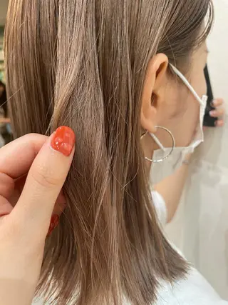 ショート カラー 高梨 菜々のヘアスタイル