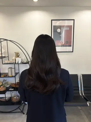 カラー 牧野 花夏のヘアスタイル