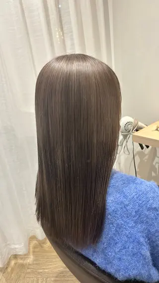 ロング カラー 砂野 真璃奈のヘアスタイル