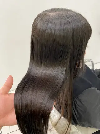 ロング 艶カラー  髪質改善 🍓苺奈のヘアスタイル