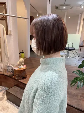ショート カラー 高橋 愛美のヘアスタイル