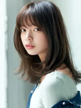 セミロング 生艶髪＆レイヤー🔔 渋谷お薦めNo.1✨のヘアスタイル