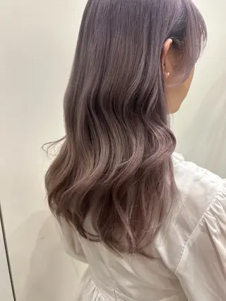 ロング カラー 💛🤍U too e’s 鎌倉🧸のヘアスタイル