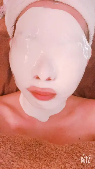 肌質改善サロン 来店プレゼントありのエステ・リラクイメージ