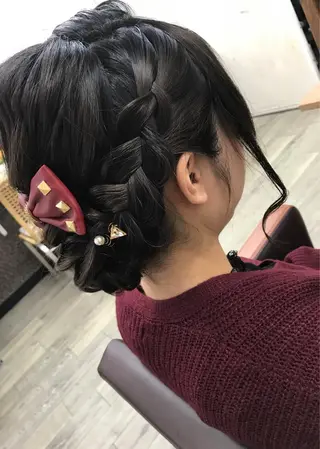 セミロング ヘアアレンジ 大賀 海夕の眉毛・アイブロウイメージ