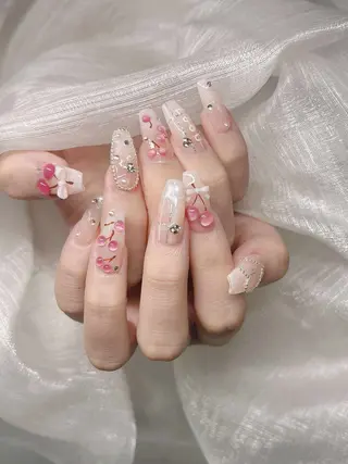ネイル Lee Nailsのネイルデザイン