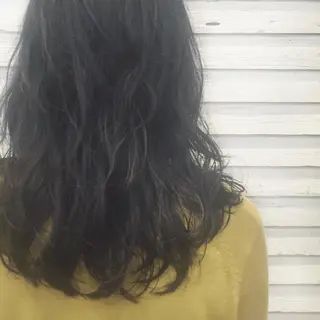 ミディアム パーマ 井上 美奈子のヘアスタイル