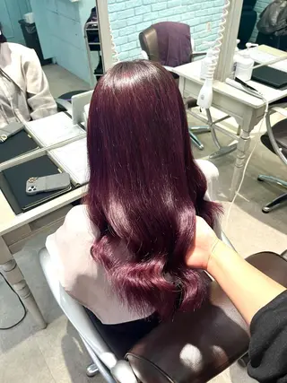 セミロング カラー ヘアアレンジ 🩶【推しハイトーン 】yuzu🩶のヘアスタイル