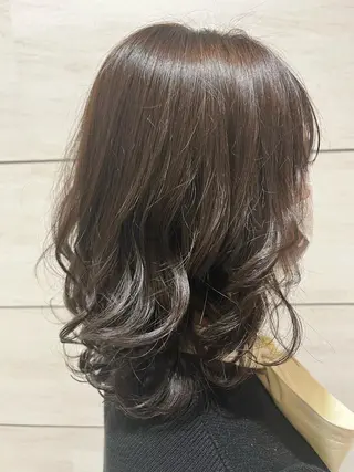 ミディアム カラー noll【今池駅前】 池田碧花のヘアスタイル