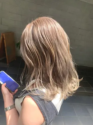 ミディアム 西岡 優太のヘアスタイル