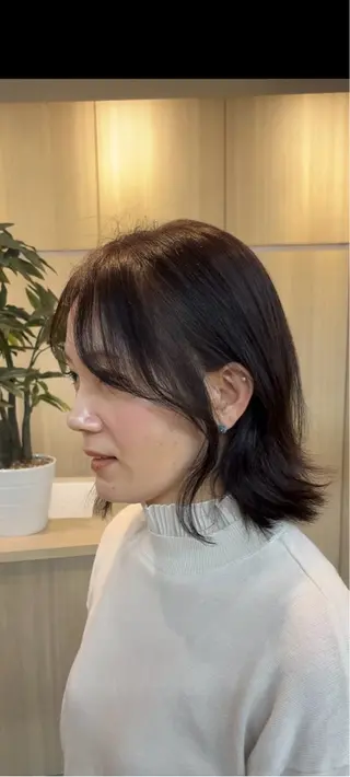 ショート カラー 山本 琴音のヘアスタイル