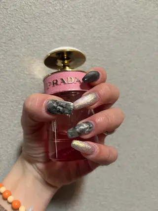 ネイル 眞鍋 歩のネイルデザイン