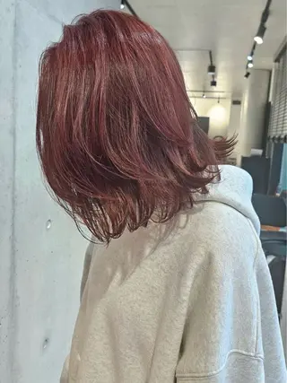 ミディアム カラー 【銀座】艶髪/上品な カラー特化/涼/駅近のヘアスタイル