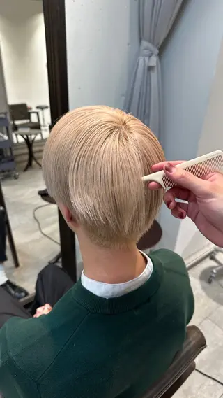 ミディアム カラー パーマ ヘアアレンジ メンズ ブリーチカラー🤍 颯馬🐈‍⬛のヘアスタイル