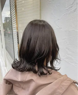 ミディアム カラー 佐々木 美帆のヘアスタイル