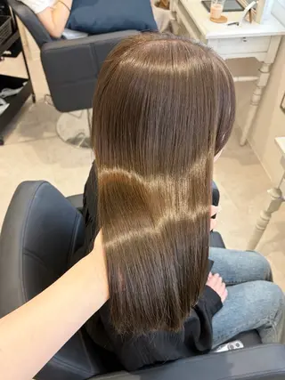 セミロング 堤　葵生/透明感カラ ー/髪質改善縮毛矯正のヘアスタイル