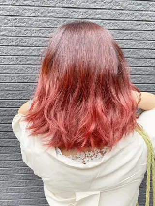 ミディアム H (エイチ) 烏丸御池店のヘアスタイル