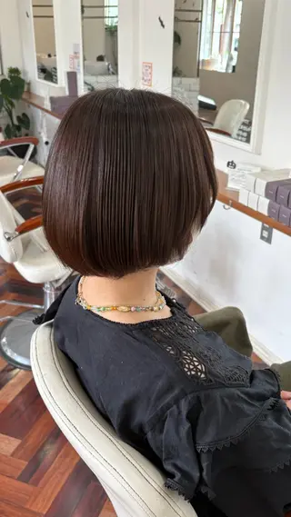 ショート カラー ヘアアンドメイクアップmopa所属・mopa yuiのヘアスタイル