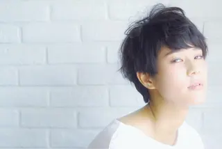 ショート 富岡 俊行のヘアスタイル