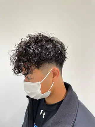 ショート フェザーパーマ職人 🪶ryosukeのヘアスタイル
