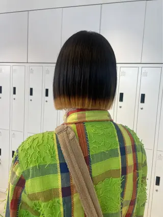 セミロング カラー ネイル 髪質改善 ネイル コトミ🐸のヘアスタイル