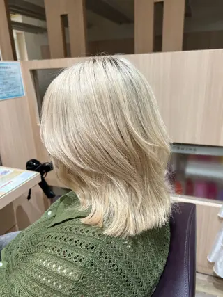 ミディアム chill_ KAZUKIのヘアスタイル