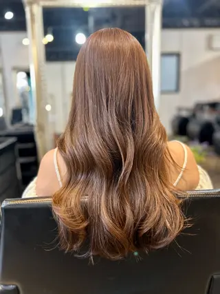 ロング Julia🖤 縮毛矯正🌬️🩵のヘアスタイル