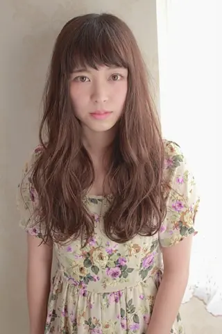 ロング カラー パーマ 伊藤 功士のヘアスタイル