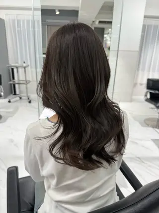 sena⌇ベージュ⌇ ブリーチなしWカラーのヘアスタイル