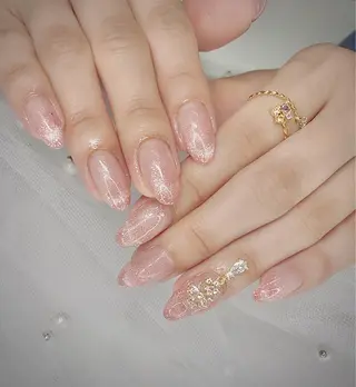 ネイル I-nailロング /ワンホン/キラキラのネイルデザイン