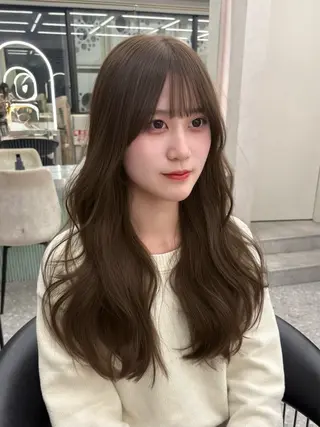 セミロング カラー ヘアアレンジ fumika🎀 ベージュのヘアスタイル