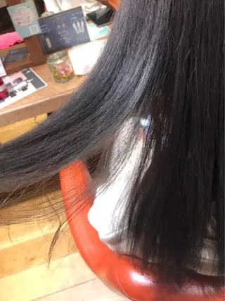 ロング カラー 森岡 紗羽のヘアスタイル