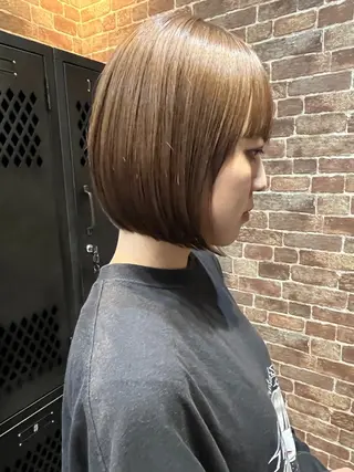 ミディアム カラー 久木原 ゆりのヘアスタイル
