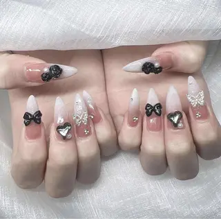 ネイル Lee Nailsのネイルデザイン