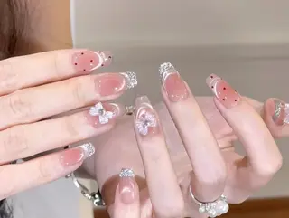 ネイル Pure&Rich Nailのネイルデザイン