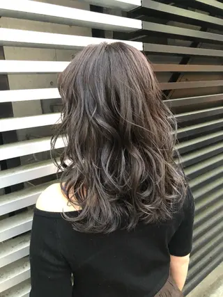 セミロング Soleria 田中慎一のヘアスタイル