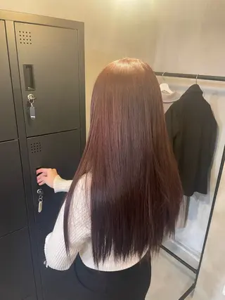 ロング カラー 新妻 宥人のヘアスタイル