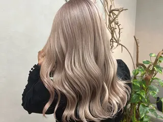カラー 🌷かわばた めい🌷のヘアスタイル