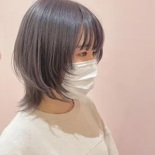 ミディアム レイヤー/ウルフ/ ハイトーンchimiのヘアスタイル
