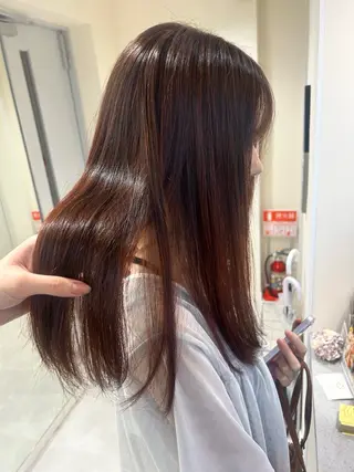ロング ルナ/レイヤー /ベージュのヘアスタイル